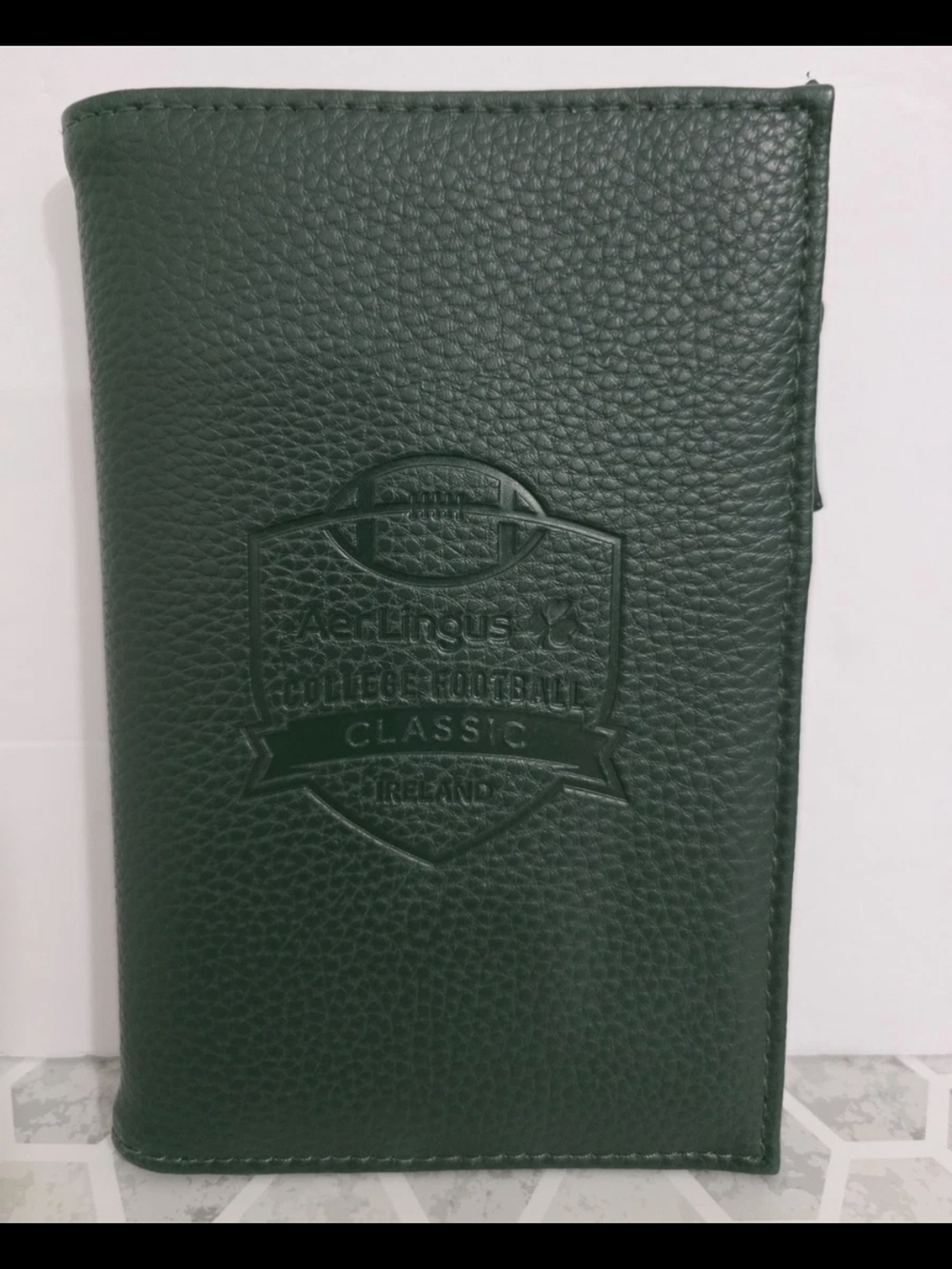 AER LINGUS Embossed Green Leather Travel Wallet